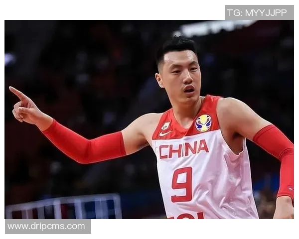 翟晓川：从篮球新星到职业生涯巅峰的奋斗历程与成长故事