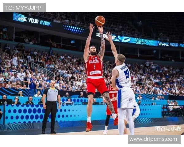 马刺与雄鹿激战回顾NBA精彩录像全程回放与分析