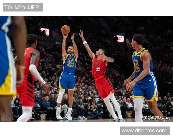 2010年4月14日勇士与开拓者的激烈对决回顾与精彩瞬间分析 2010年4月14日勇士与开拓者的激烈对决回顾与精彩瞬间分析